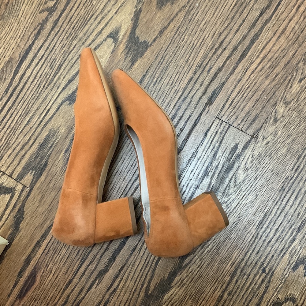 COPY - Rouje Suede Heels Fits Small NWT - Picture 4 of 6